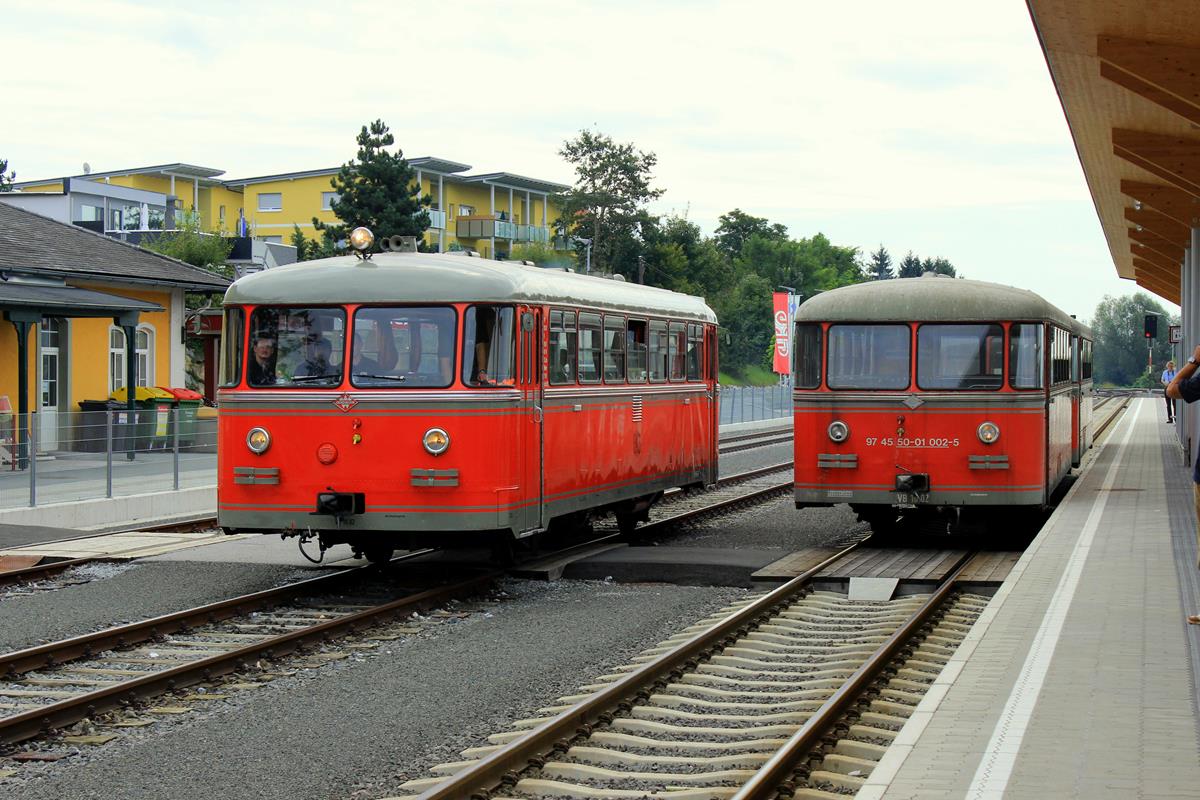 Triebwagen VT 10.02 & Beiwagen VB 10.12
